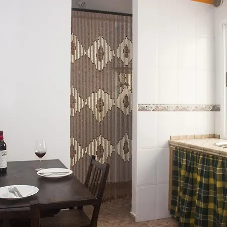 Elle Icod De Los Vinos
