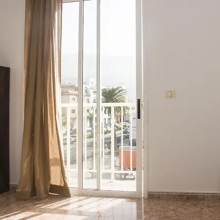 Elle Daire Icod De Los Vinos